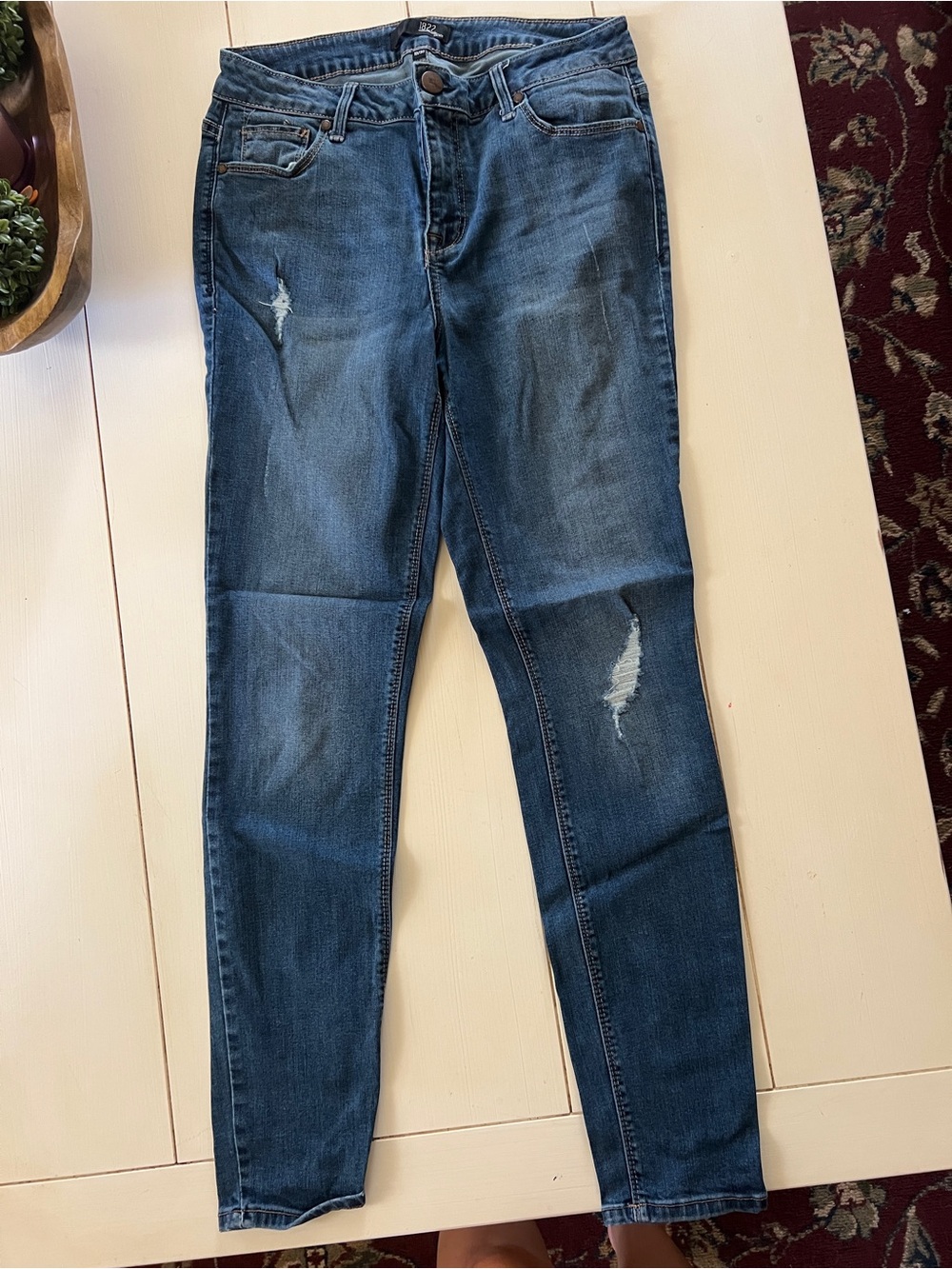 1822 Denim Blue Distressed Skinny Jeans